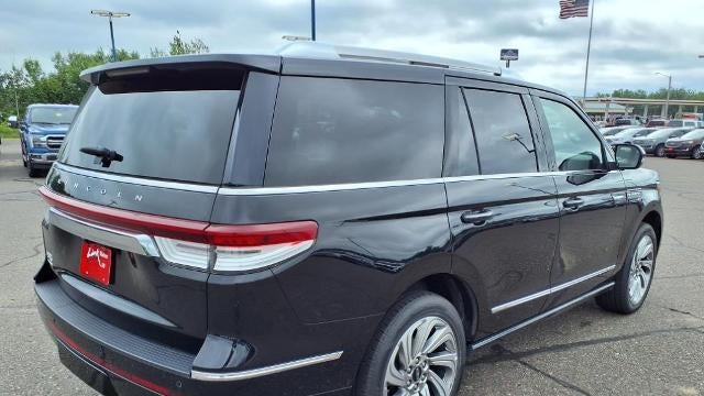 2024 Lincoln Navigator Premiere