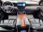 2024 Navigator Thumbnail 12