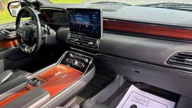 2024 Lincoln Navigator Premiere