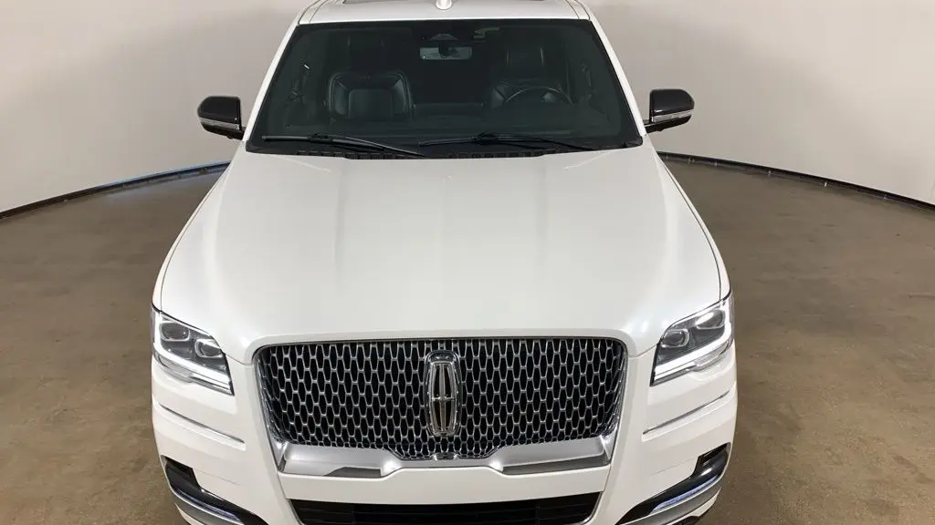 2024 Lincoln Navigator Premiere