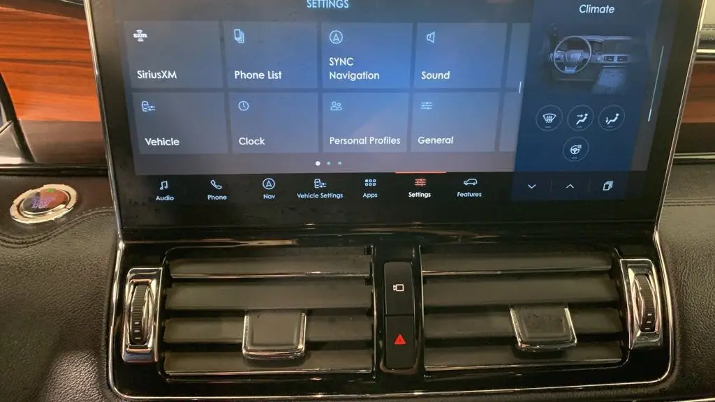 2024 Lincoln Navigator Premiere