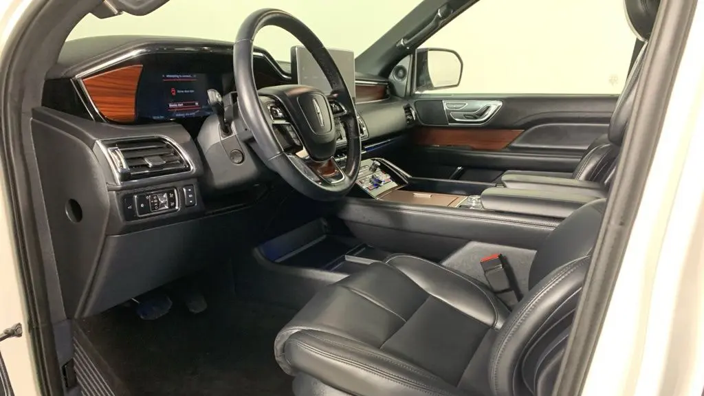 2024 Lincoln Navigator Premiere