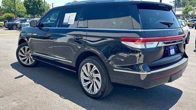 2024 Lincoln Navigator Premiere