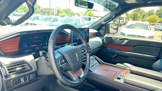 2024 Lincoln Navigator Premiere