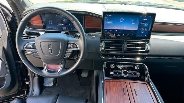 2024 Lincoln Navigator Premiere