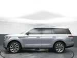 2023 Navigator Thumbnail 5