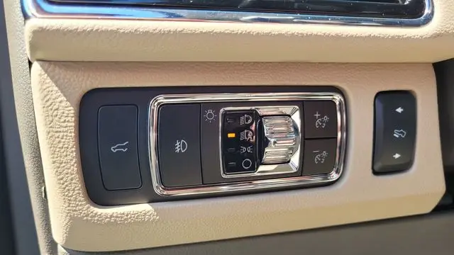 2024 Lincoln Navigator Premiere