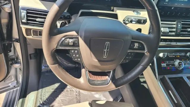 2024 Lincoln Navigator Premiere