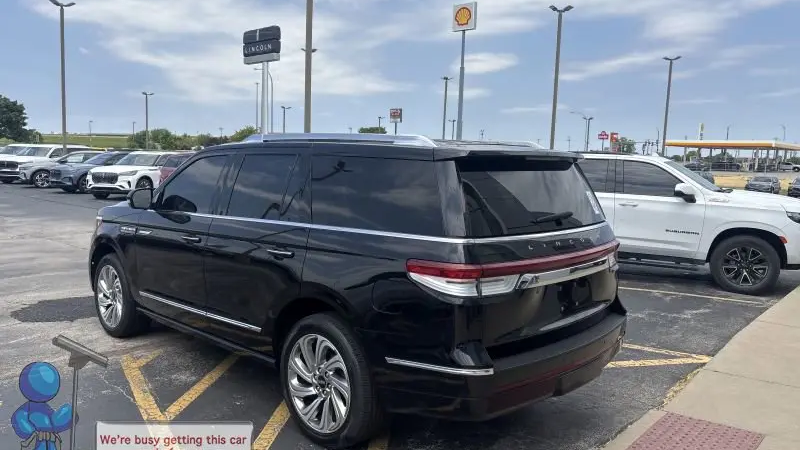 2024 Lincoln Navigator Premiere
