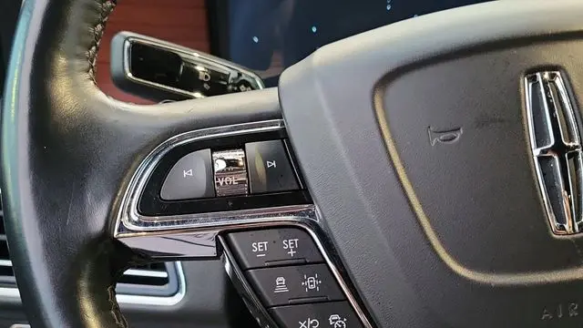 2024 Lincoln Navigator Premiere