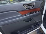2024 Navigator Thumbnail 10