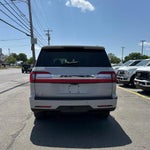 2019 Navigator Thumbnail 4