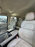 2019 Navigator Thumbnail 20