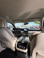 2019 Navigator Thumbnail 30