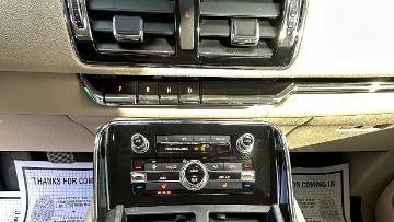 2019 Lincoln Navigator Base