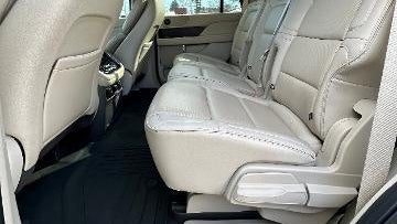 2019 Lincoln Navigator Base