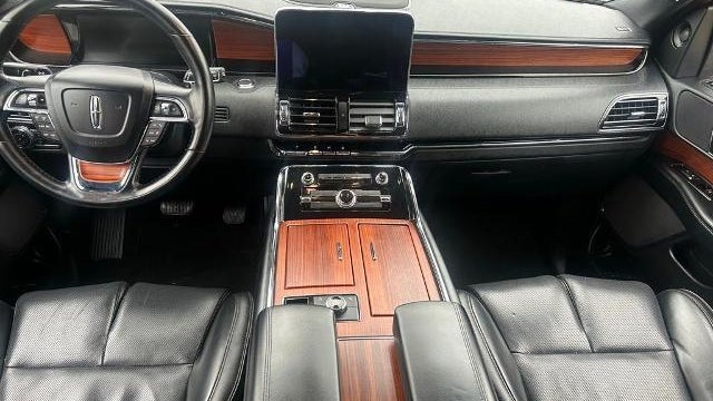 2018 Lincoln Navigator Premiere