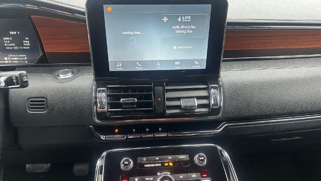 2018 Lincoln Navigator Premiere