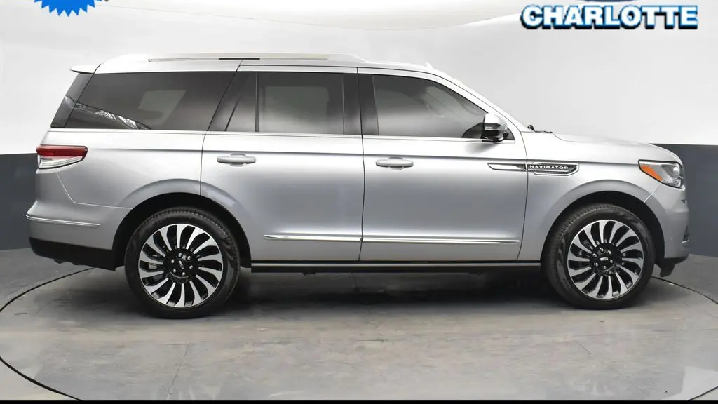 2023 Lincoln Navigator Black Label