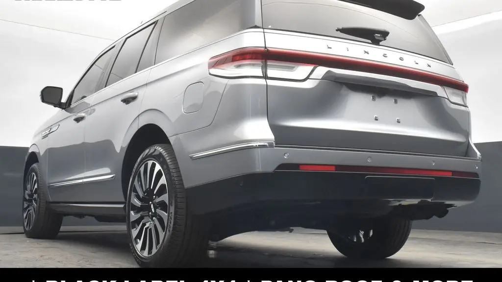 2023 Lincoln Navigator Black Label