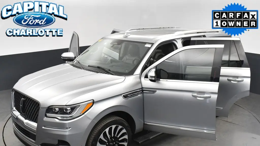 2023 Lincoln Navigator Black Label