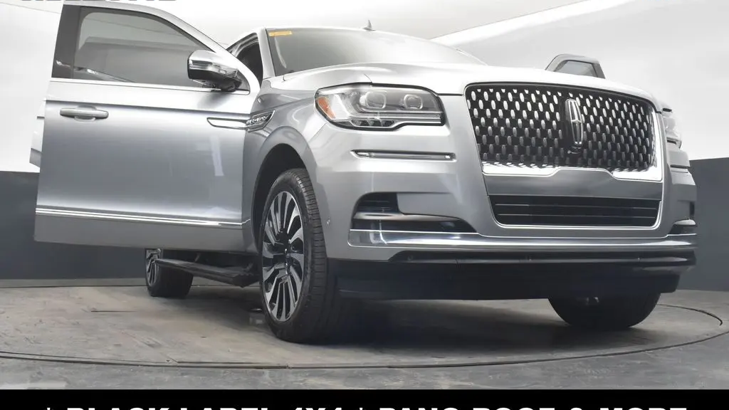 2023 Lincoln Navigator Black Label