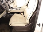 2024 Navigator Thumbnail 12