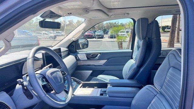 2024 Lincoln Navigator Black Label