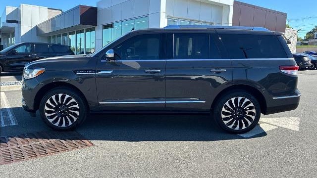 2024 Lincoln Navigator Black Label