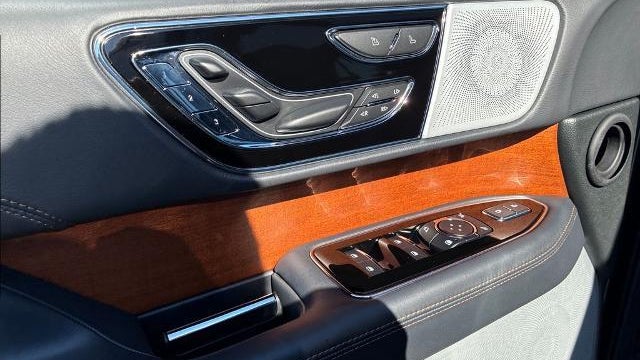 2024 Lincoln Navigator Black Label