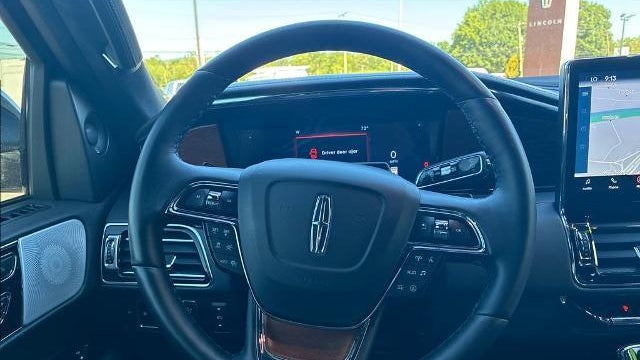 2024 Lincoln Navigator Black Label