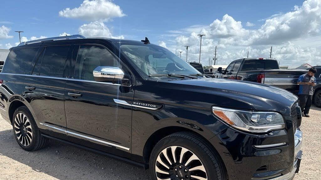 Preowned 2024 Lincoln Navigator Black Label for Sale