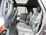 2024 Navigator Thumbnail 3