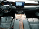 2024 Navigator Thumbnail 5