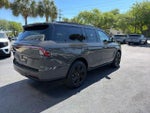 2025 Navigator Thumbnail 8