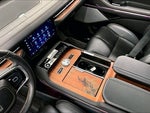 2025 Navigator Thumbnail 16