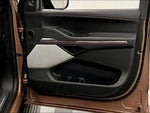 2025 Navigator Thumbnail 21
