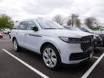 2025 Navigator Thumbnail 2