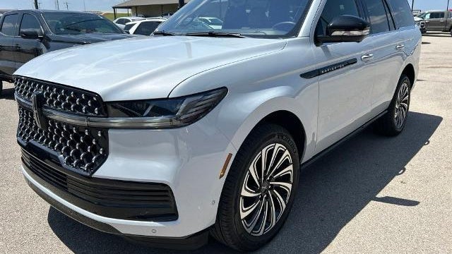 Preowned 2025 Lincoln Navigator Black Label for Sale