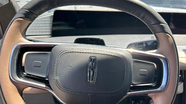 2025 Lincoln Navigator Black Label