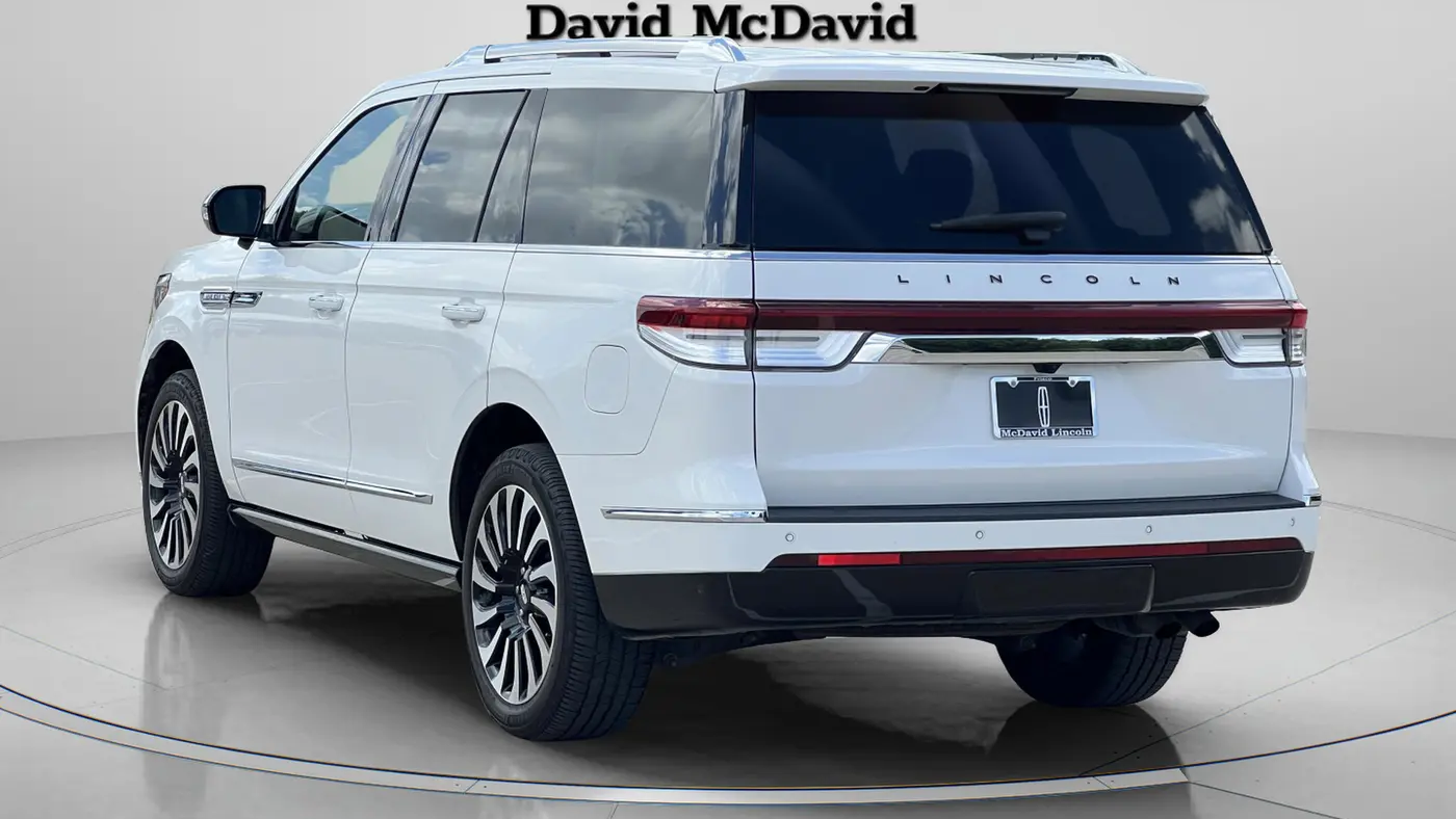 2023 Lincoln Navigator Black Label