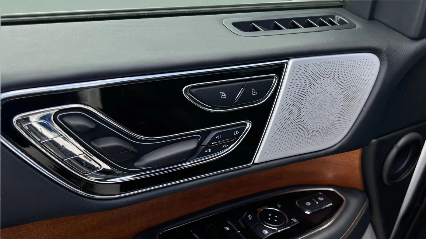 2023 Lincoln Navigator Black Label
