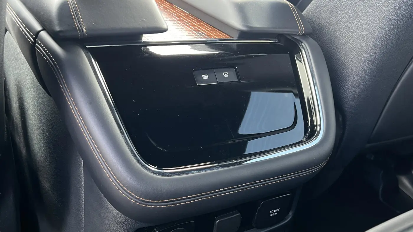 2023 Lincoln Navigator Black Label
