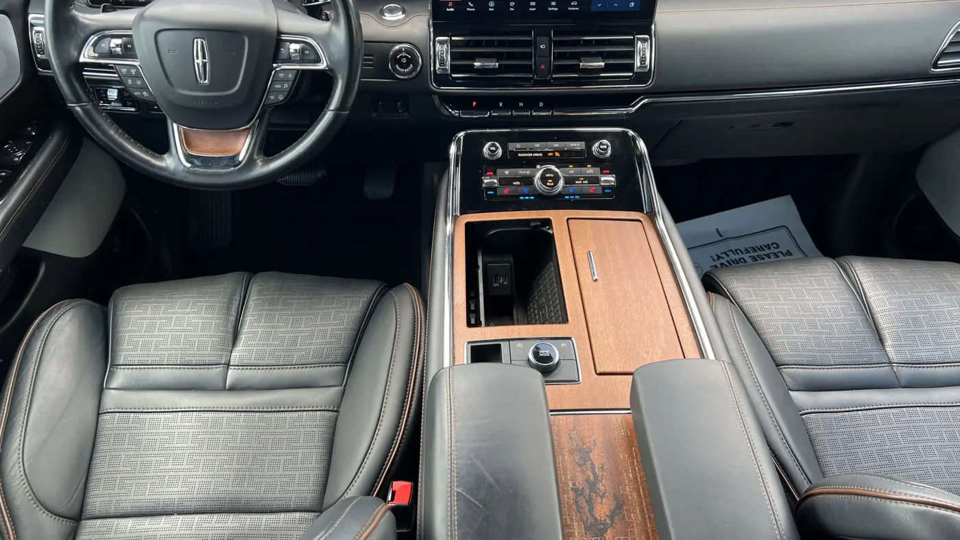 2023 Lincoln Navigator Black Label