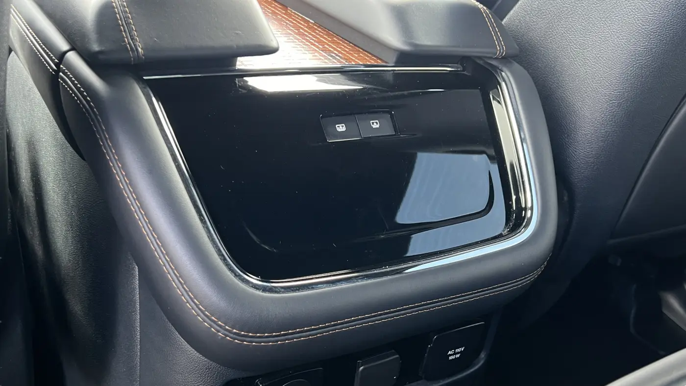 2023 Lincoln Navigator Black Label