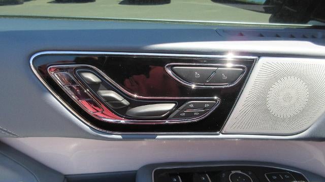 2023 Lincoln Navigator Black Label