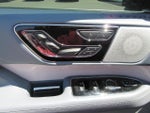 2023 Navigator Thumbnail 8