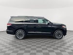 2024 Navigator Thumbnail 4