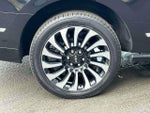 2024 Navigator Thumbnail 8