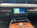2025 Navigator Thumbnail 33